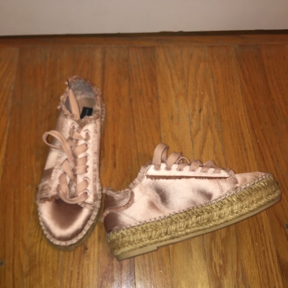 Steve Madden EspadrillePlatform RoseGold Sneakers - Picture 2 of 8